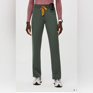 FIGS Basic Livingston Scrub pants- Moss